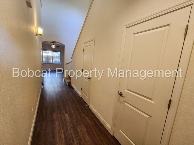 Photo - 1234 Saltern Dr