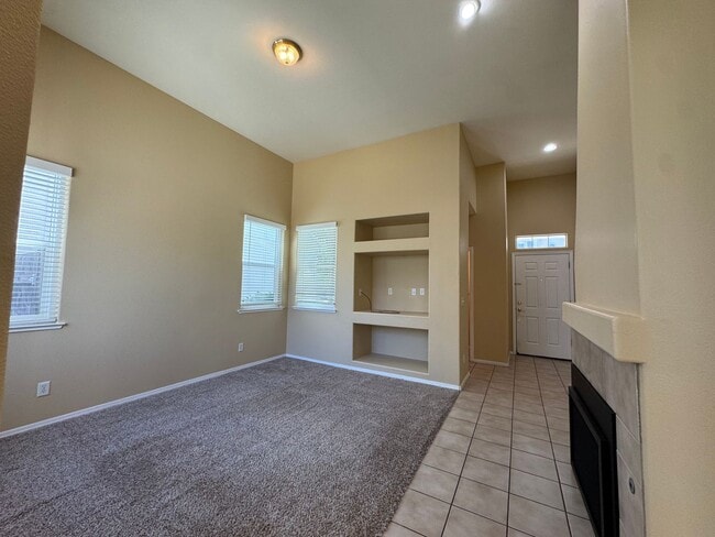 Photo - 747 W Siena Ln