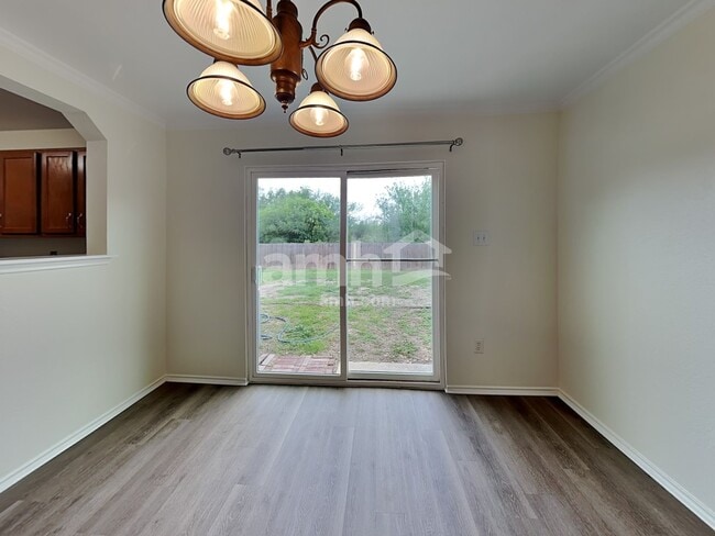 Photo - 12218 Mountain Pine