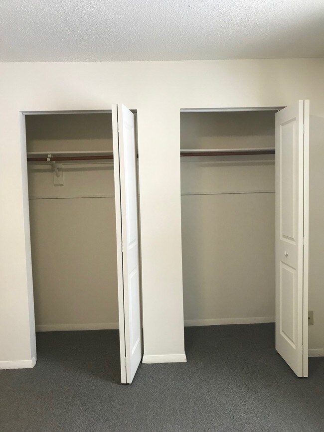 Photo - Dorset Commons Apartments