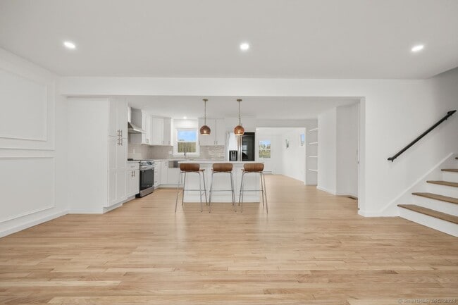 Photo - 141 Ridgewood Dr