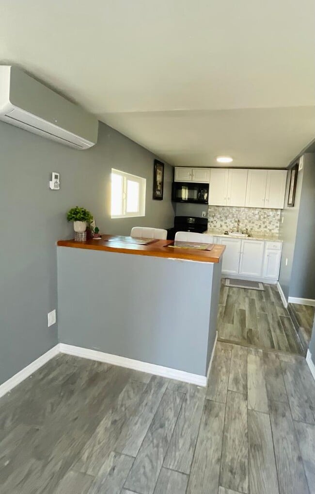 Photo - 3720 W Mauna Loa Ln Unit Studio