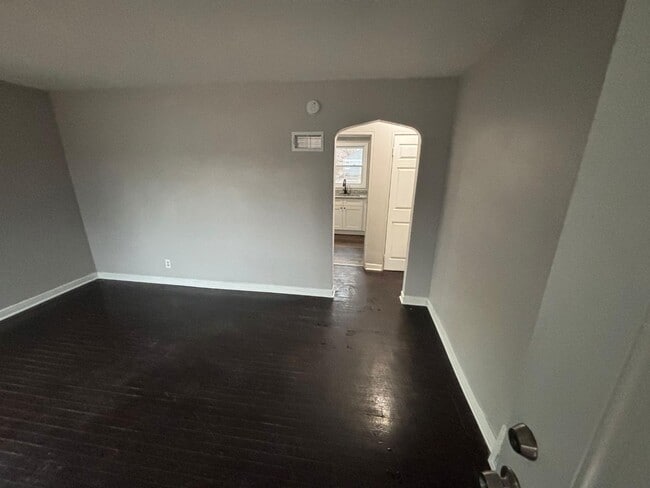 Photo - 706 Mississippi St
