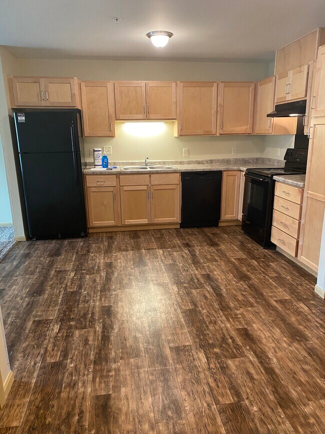 Photo - Tamarack Place