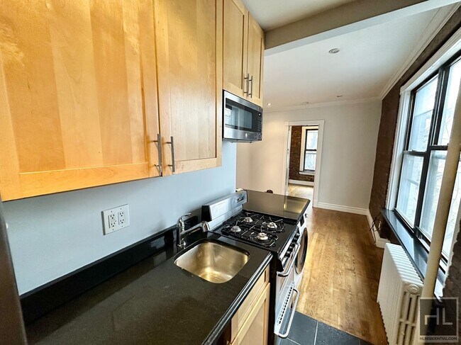 Photo - Beautiful 2 Bedroom Apartment In East Vill... Unit 5F