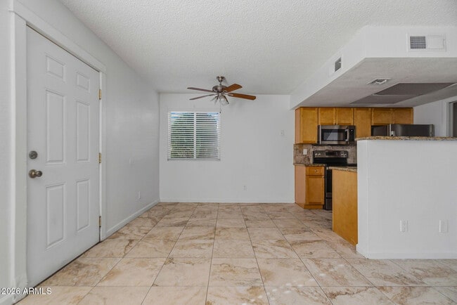 Photo - 6627 N 27th Ave