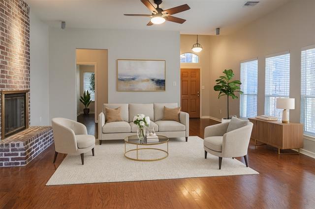 Photo - 7656 Lancaster Gate