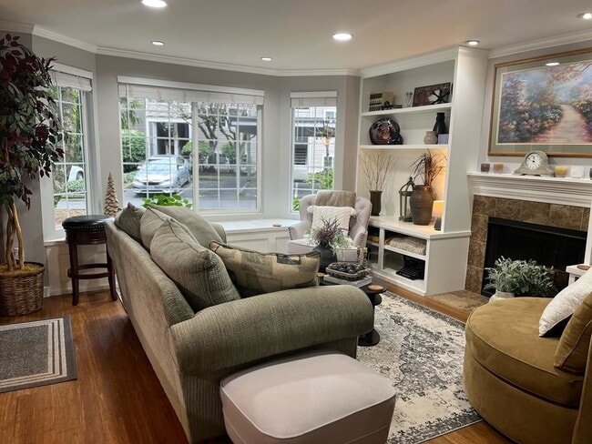 Living room - 10009 NE 120th Ln Unidad B103 Rental