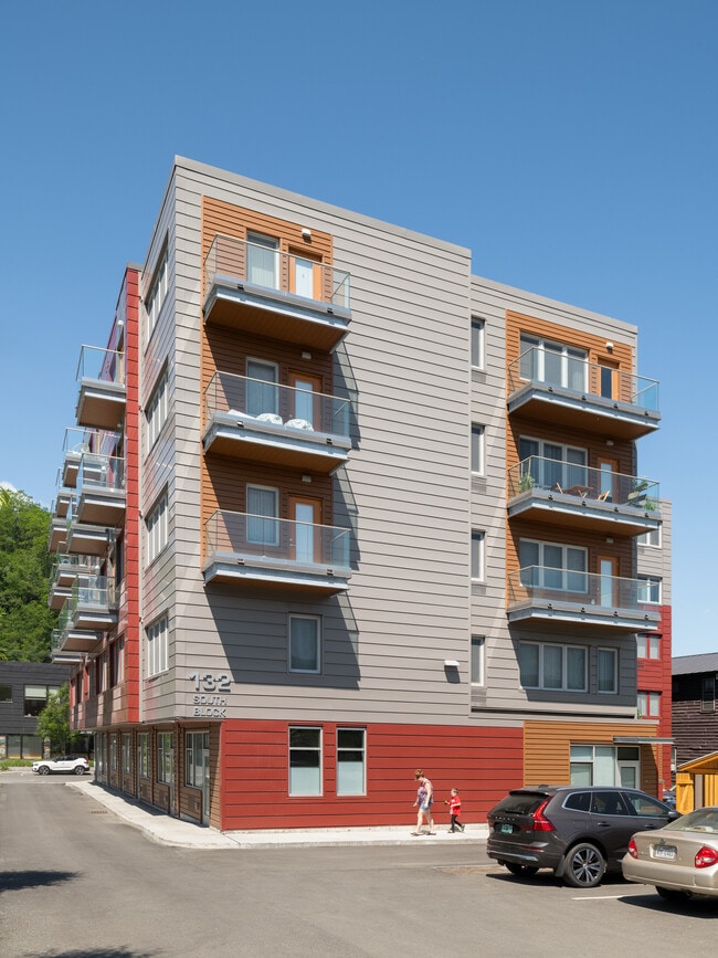 132 S Main St Apartments White River Junction, VT