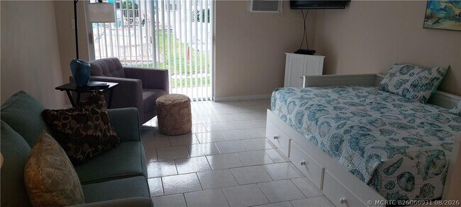 Photo - 232 Hibiscus Ave Unit 114