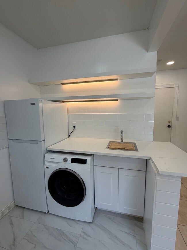 Photo - 231 SW 15th St