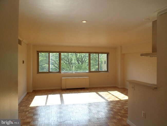 4600 Connecticut Ave NW Unit 613