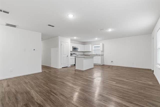 Photo - 104 Holiday Dr