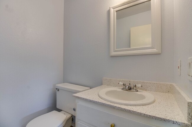*** LIGHT & BRIGHT 3 BEDROOM 1.5 BATH HOME... - *** LIGHT & BRIGHT 3 BEDROOM 1.5 BATH HOME...