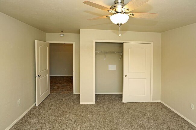 HIDDEN VALLEY ESTATES
