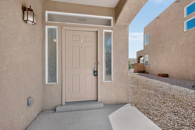 Photo - 6512 Los Pueblos Pl NW
