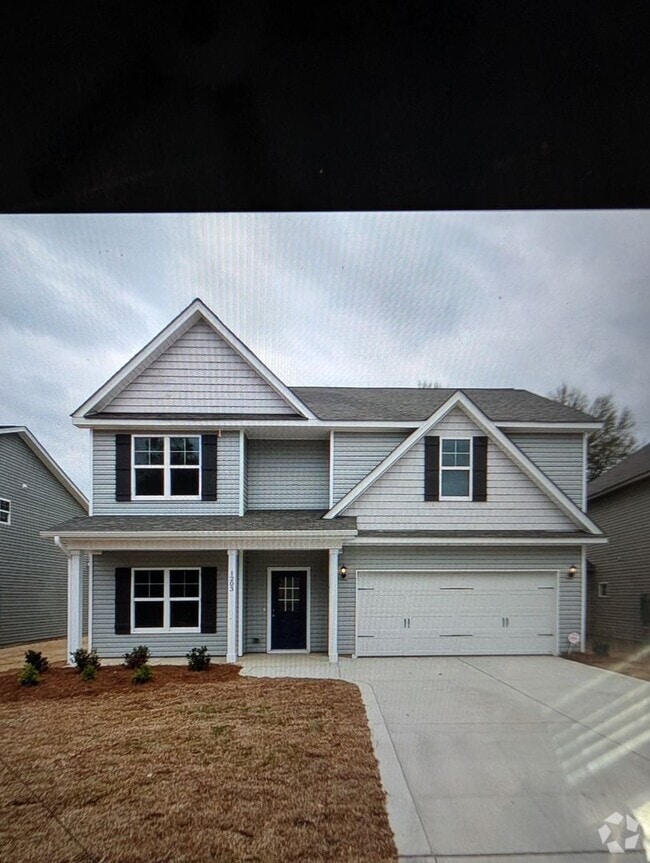 Building Photo - Beautiful 4-Bedroom House