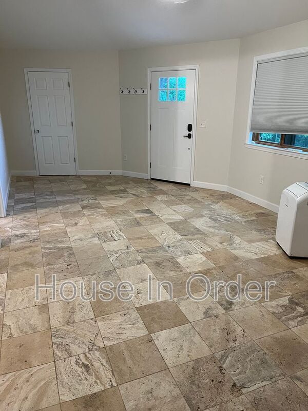 Photo - 50 Rustling Oaks Ln