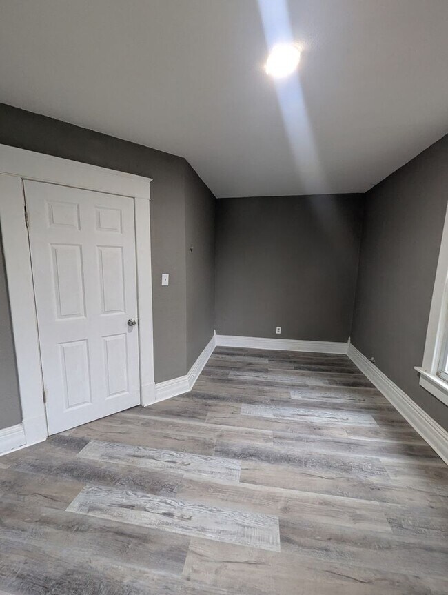 Photo - 3 Bedroom Home — Available December 26 in Columbus, KS!