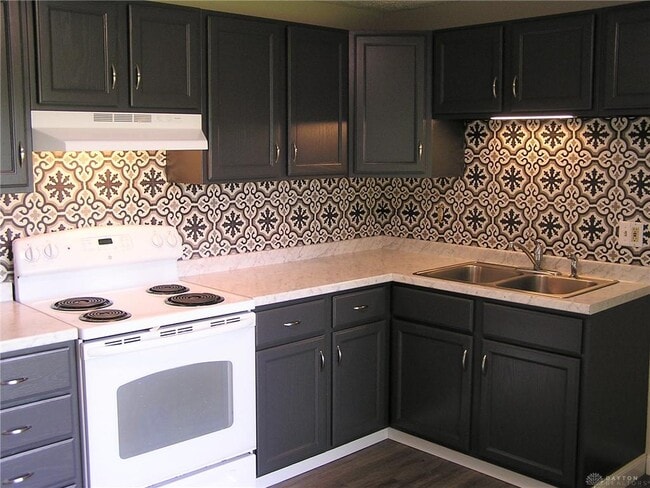 Photo - 126 McCraw Dr