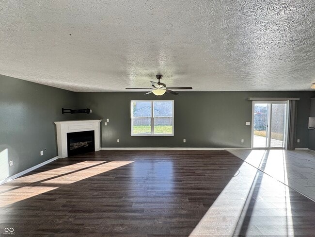 Photo - 3658 Pickwick Cir