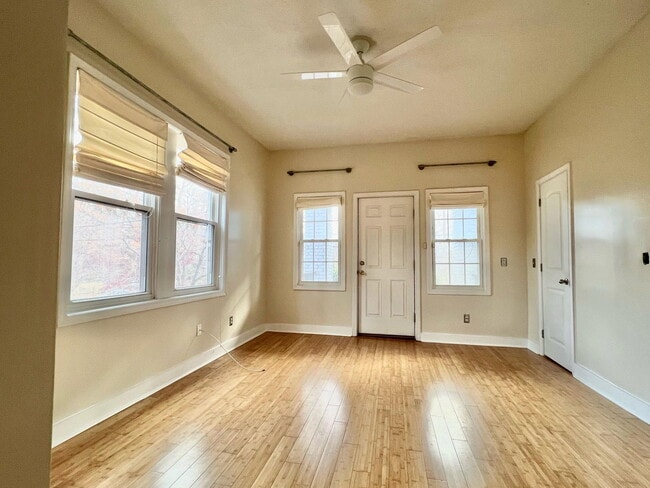 Photo - 500 Parkway Dr NE Unit 02