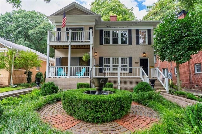 Building Photo - 850 Charles Allen Dr NE Rental