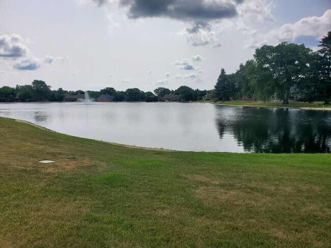 Photo - Mequon - A Stunning 3 Bedroom 3 Bath Condo