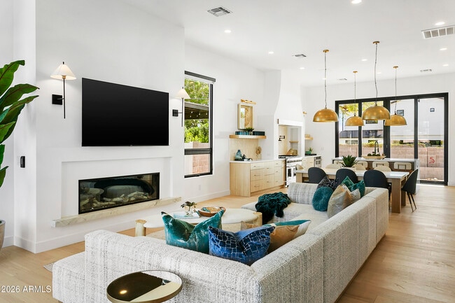 Photo - 4207 E Campbell Ave