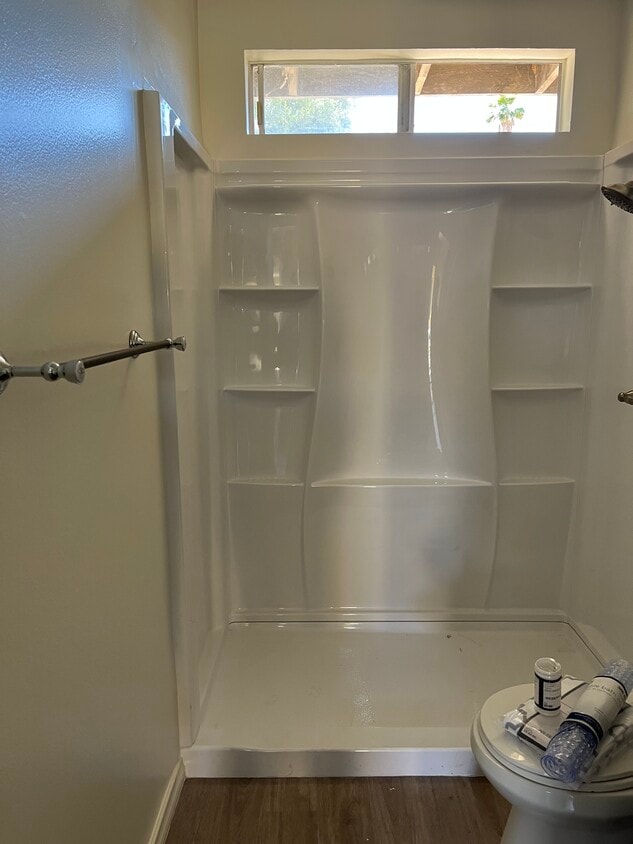 Photo - 23889 Hemlock Ave (Moreno Valley, CA)
