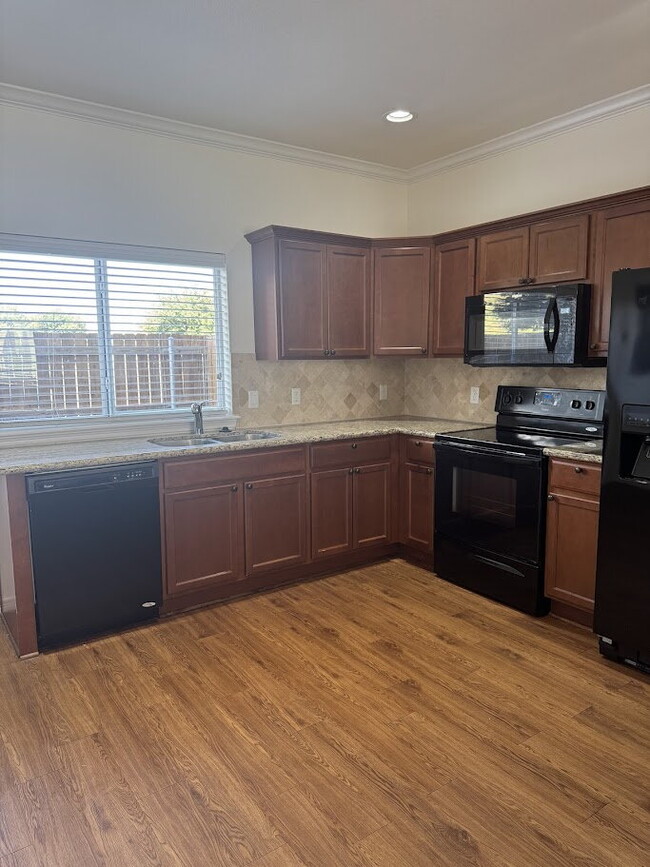 Photo - 4 Bedrooms and 4.5 baths in College Station Unit 1702