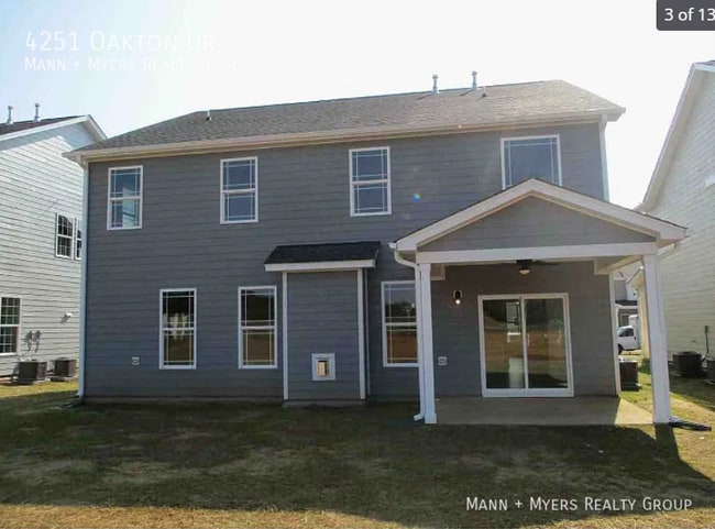 Photo - 4251 Oakton Dr