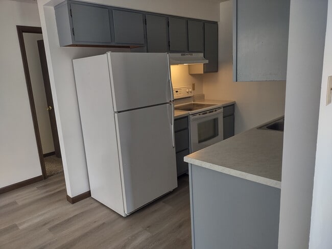 Photo - 332 Southampton Dr Unit #2