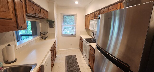 Photo - Fully furnished meticulously maintained upper condo