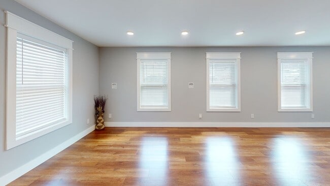 Photo - 6BR/6BA in Fort Sanders |Off Campus Housin...