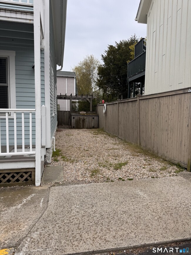 Photo - 21 Diving St