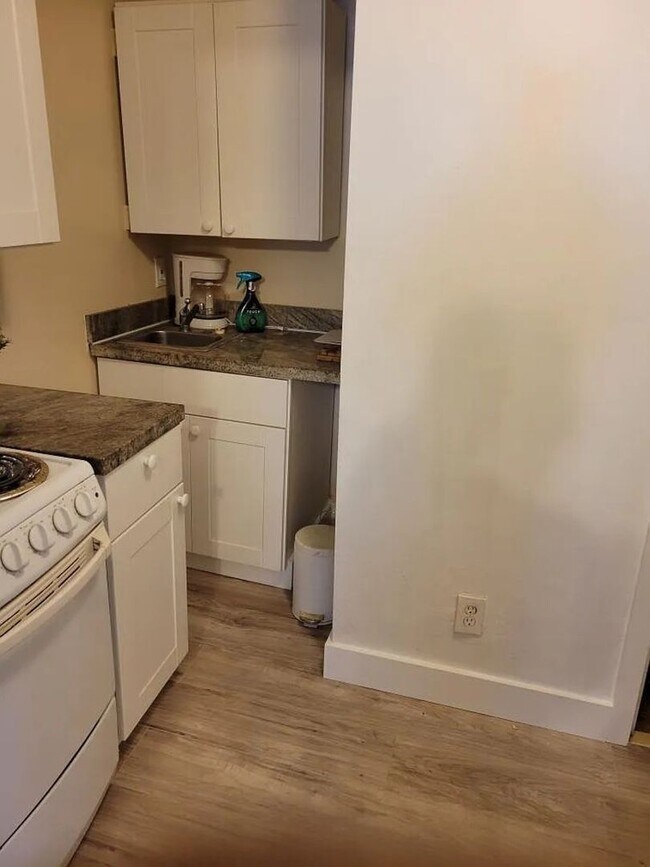 Photo - 1468 NE 118th St