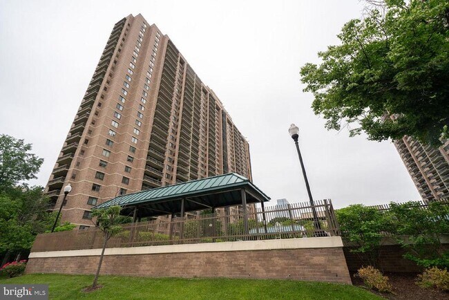 Photo - 5505 Seminary Rd Apartment Unit 103N