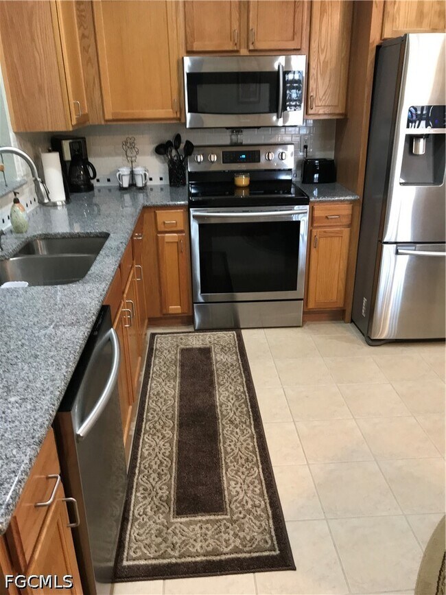 Photo - 9600 Roundstone Cir