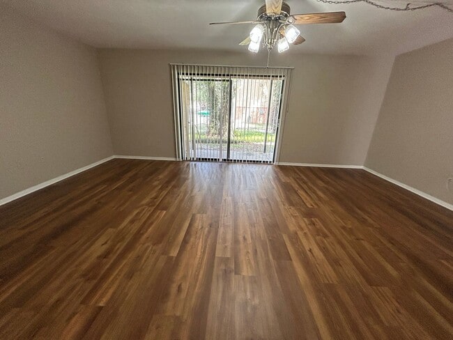 507 NW 39th Rd