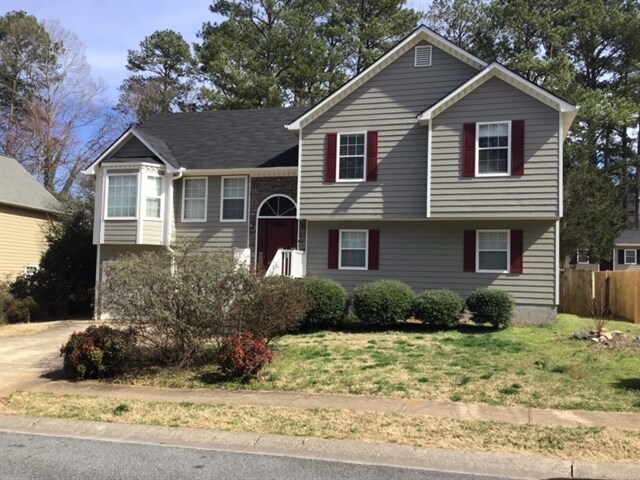 Photo - 502 Silver Maple Ln House