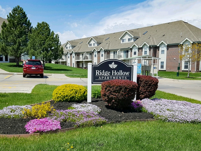 Ridge Hollow Apartments - Ridge Hollow Apartments