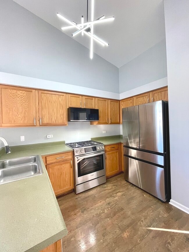 Photo - 16623 Natoma Dr