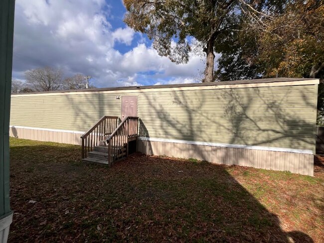 Photo - 411 Medford St