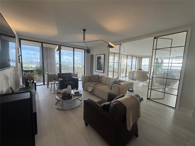 Photo - 11113 Biscayne Blvd Unit 558