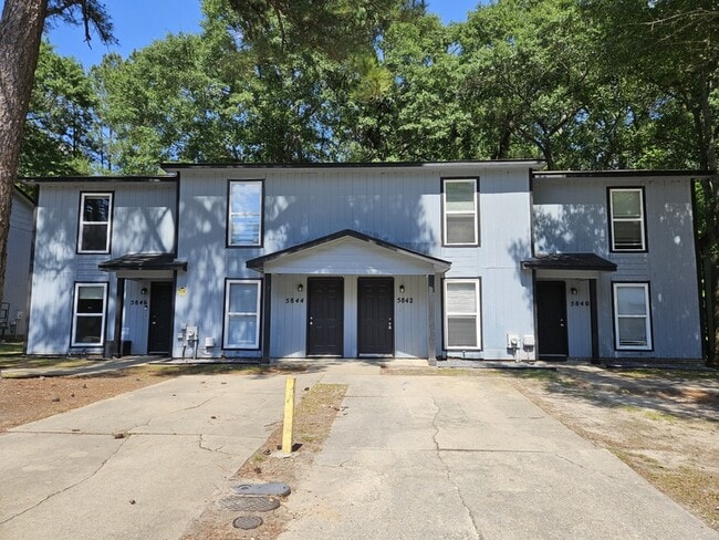 Building Photo - 5842 Aftonshire Dr