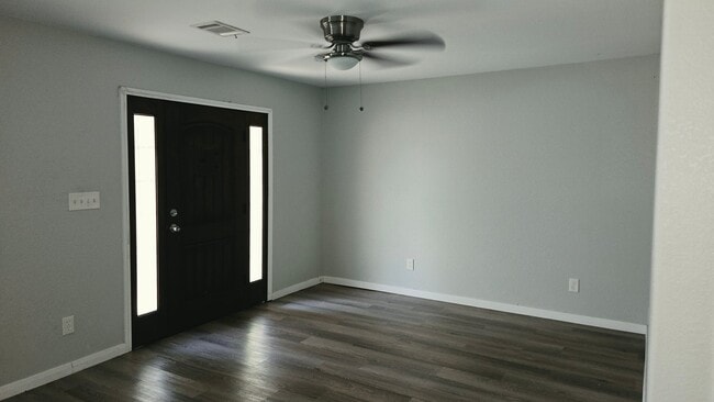 Photo - 1214 Carby Rd