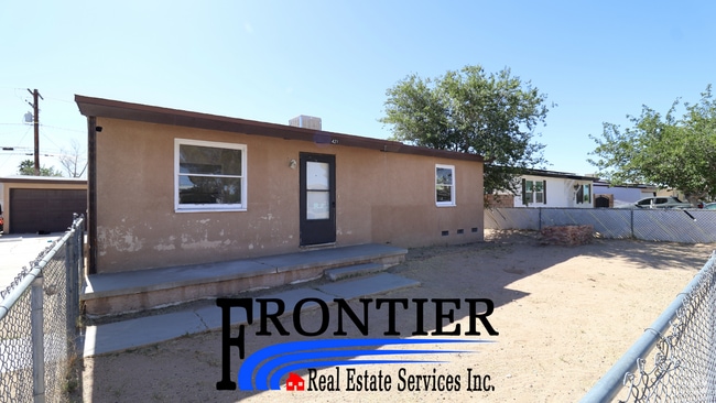 Building Photo - Spacious Rental with Convenient Amenities
