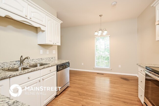 Photo - 415 Willow Glen Dr