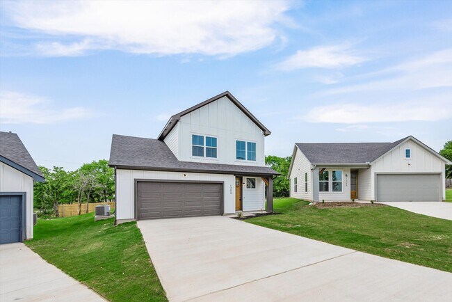 Photo - 1207 Chestnut Ct